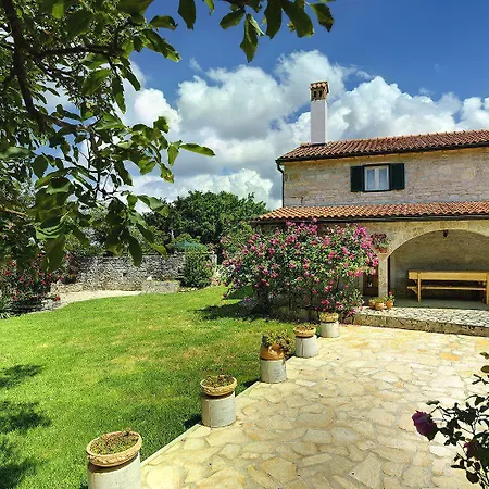 Prázdninový dům Lucy *